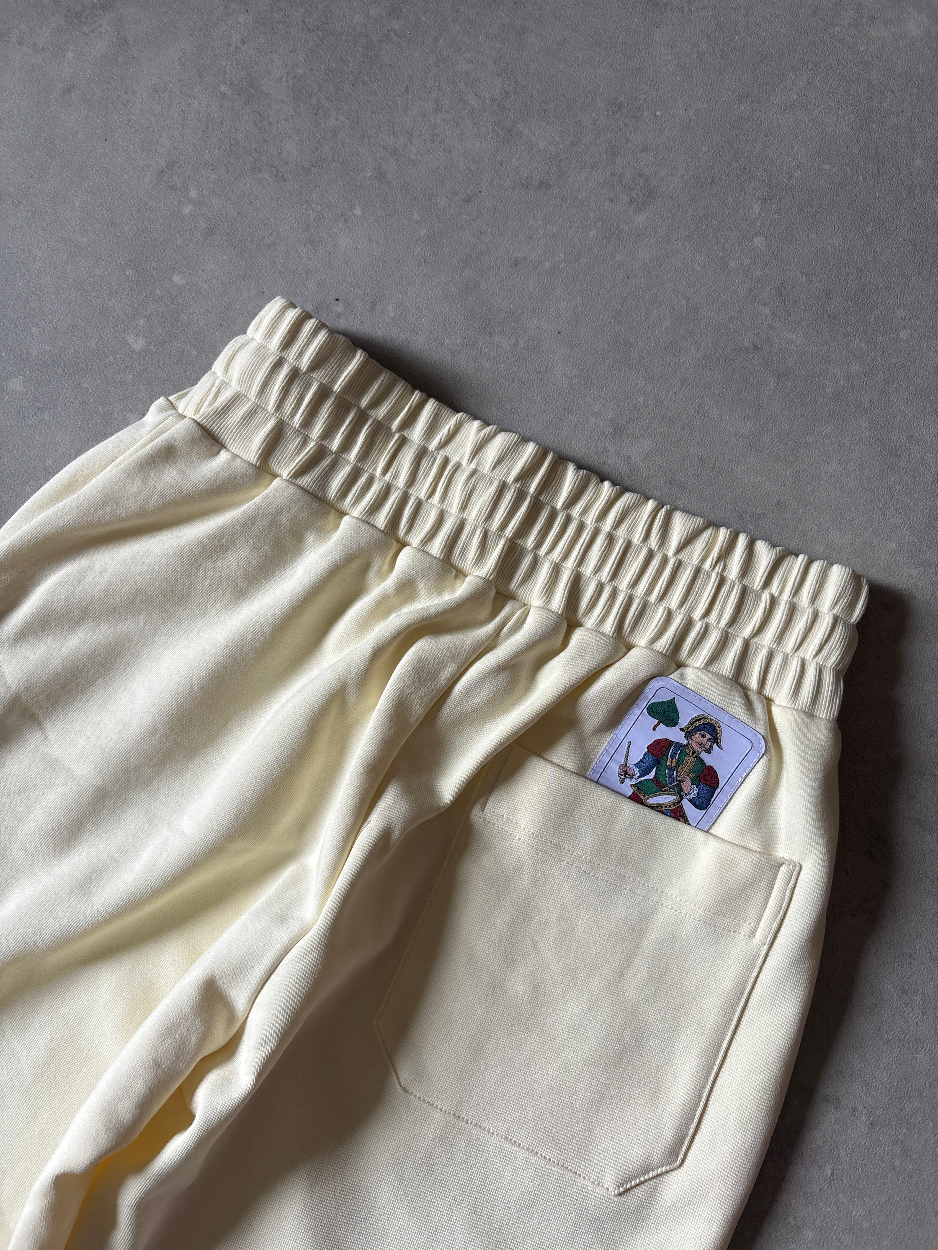 The Classics V2 Set (Cream)