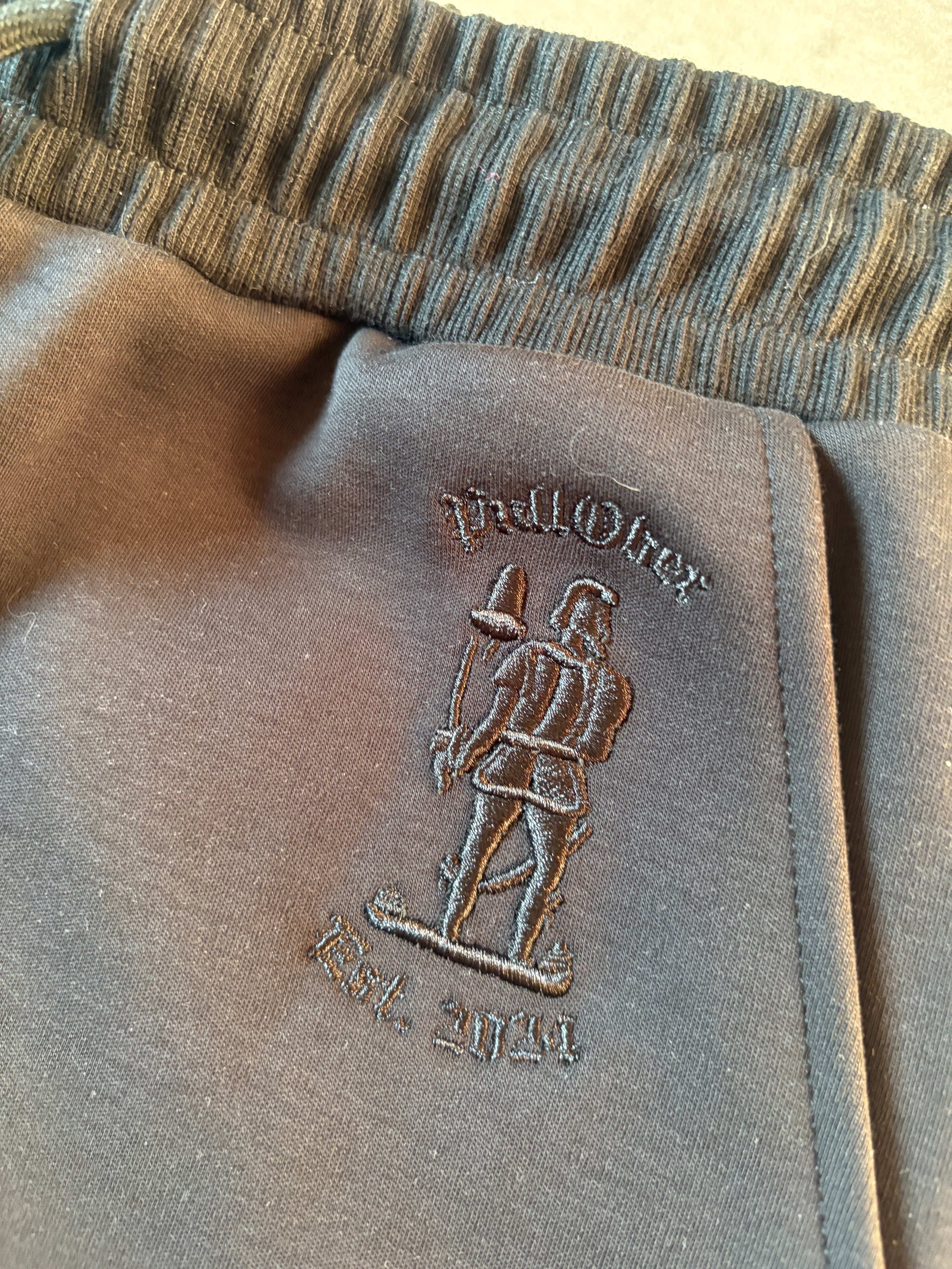 Trackpants (Black)