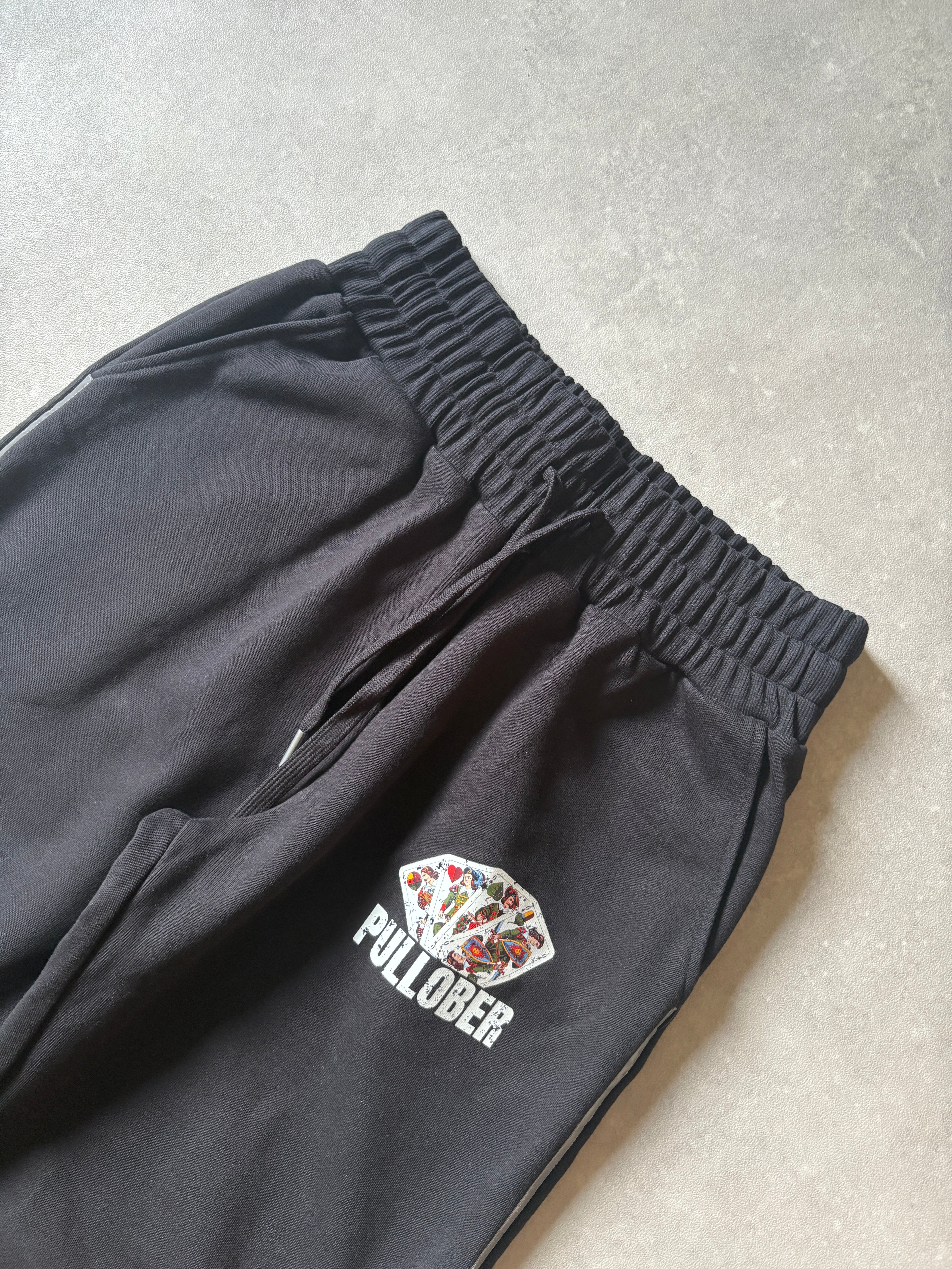 The Classics V2 Set (Black)