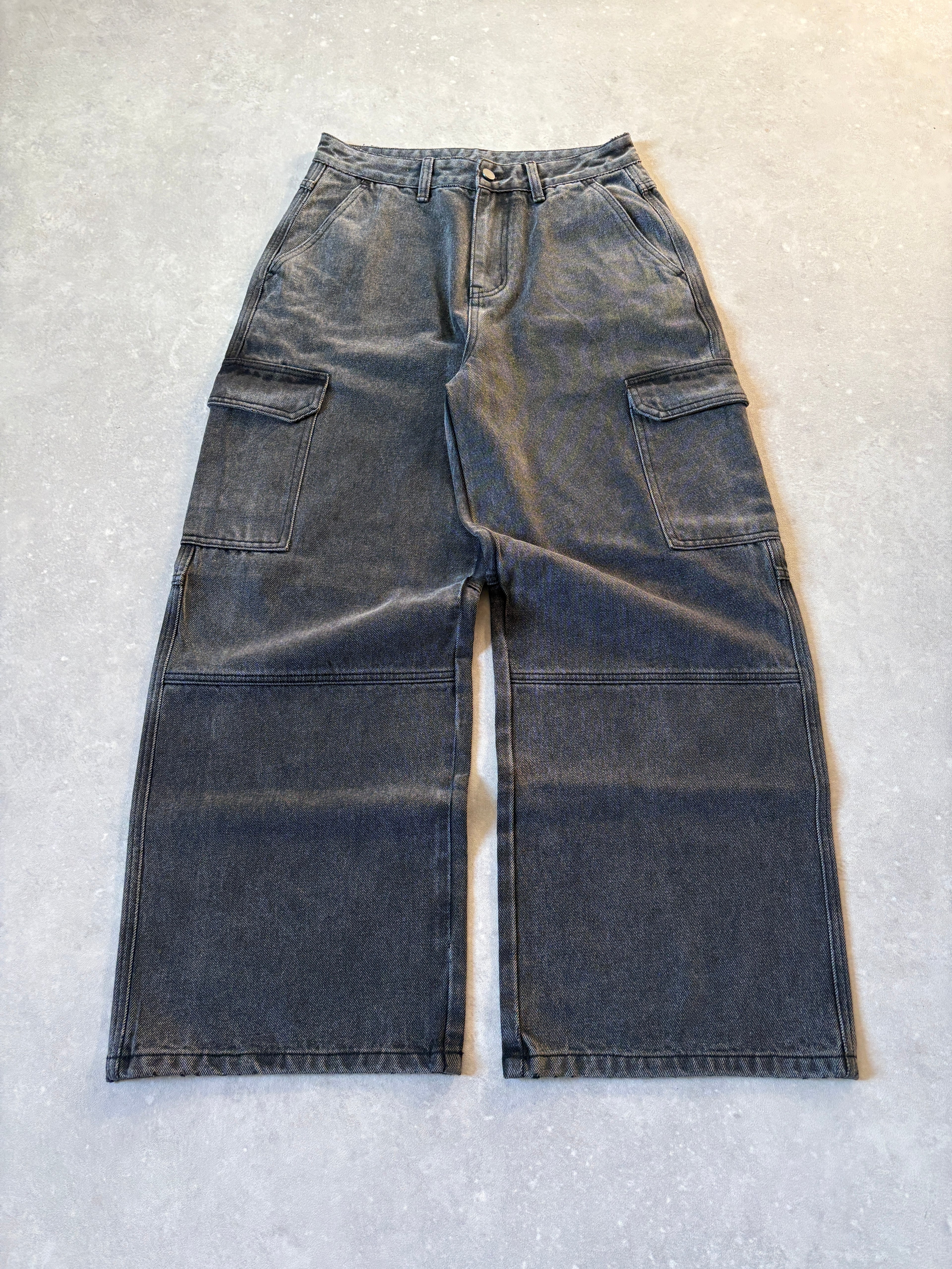 The PullOber Cargo Denim