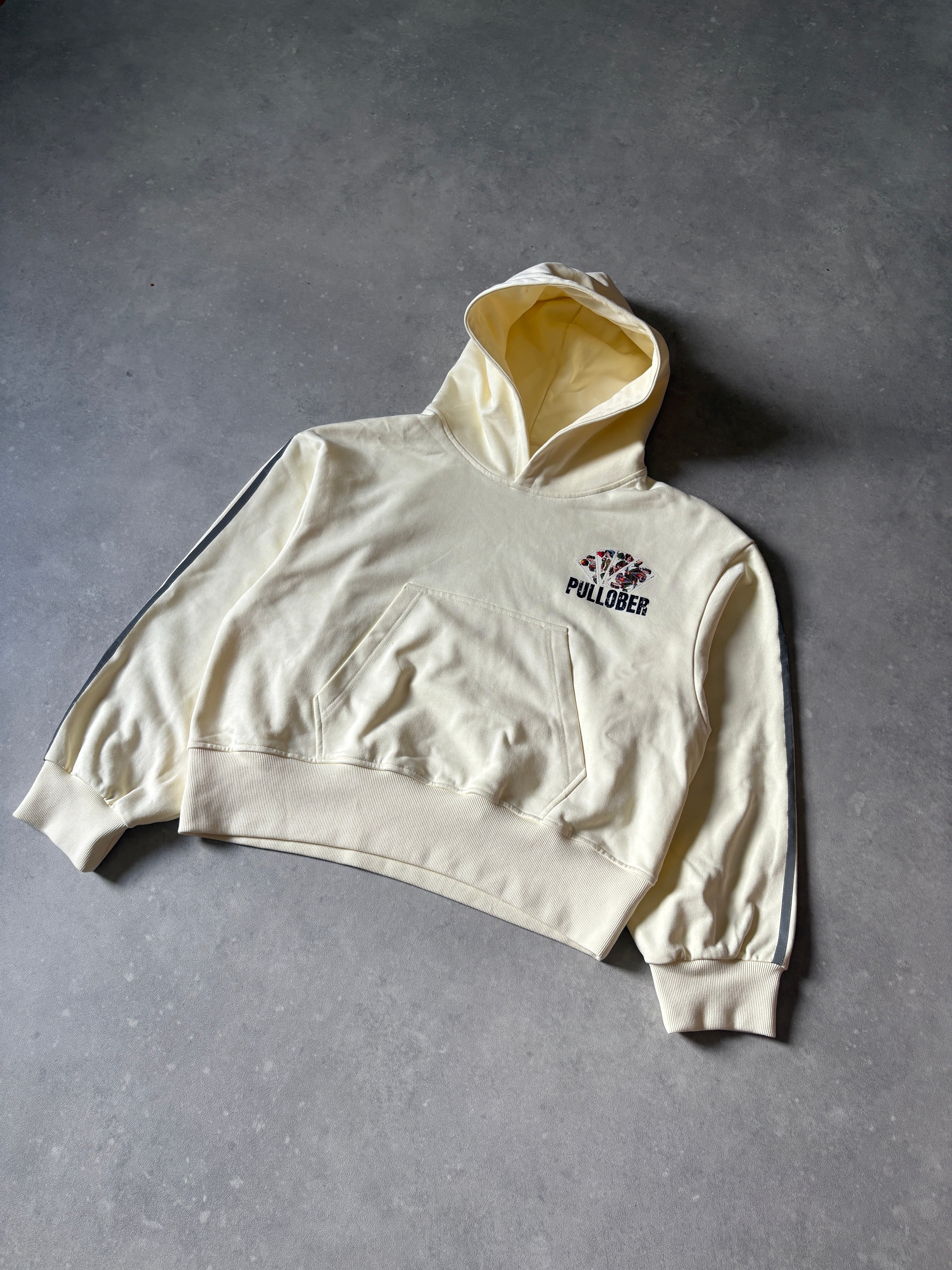 The Classic V2 PullOber (Cream)