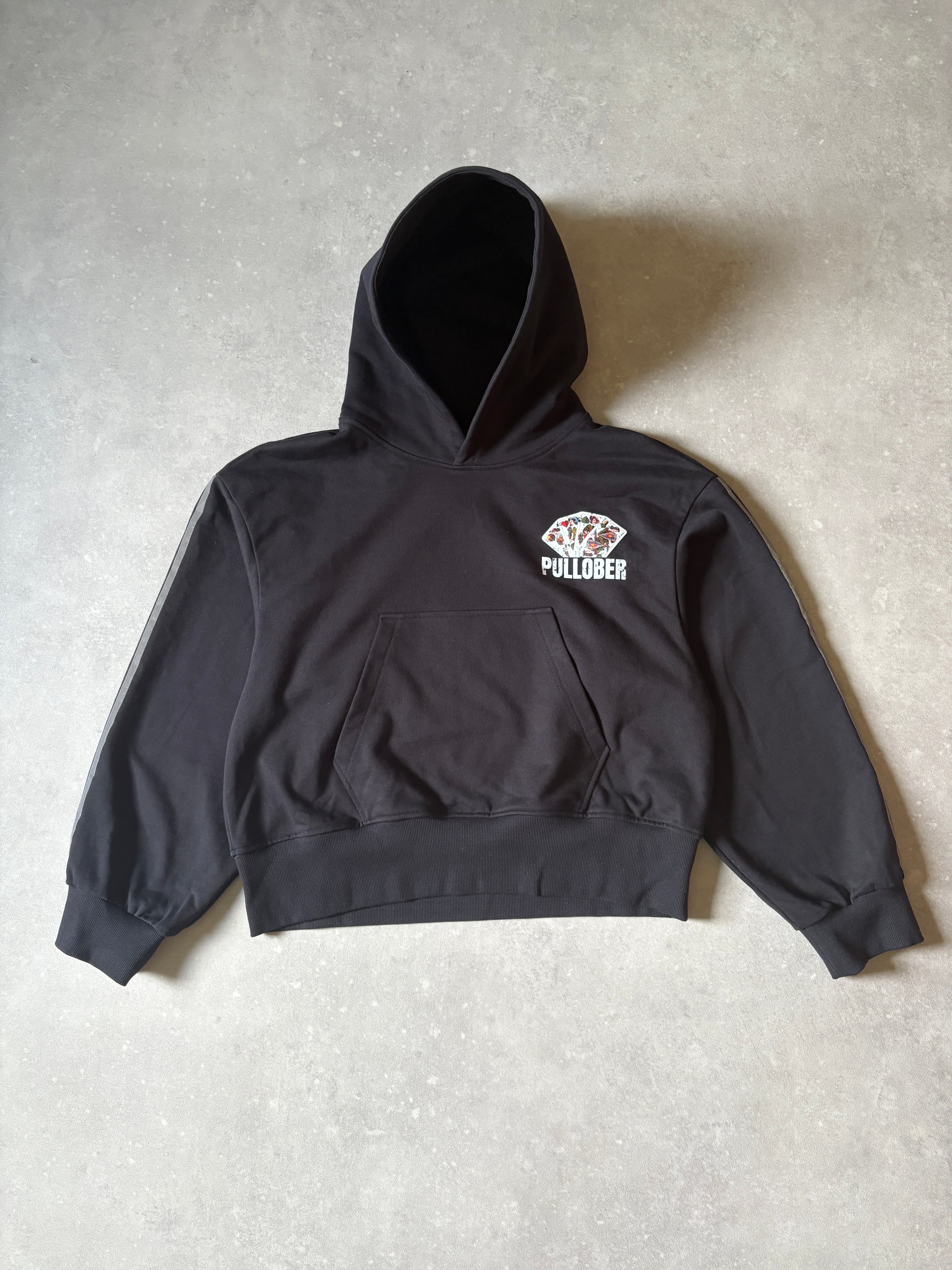The Classic V2 PullOber (Black)