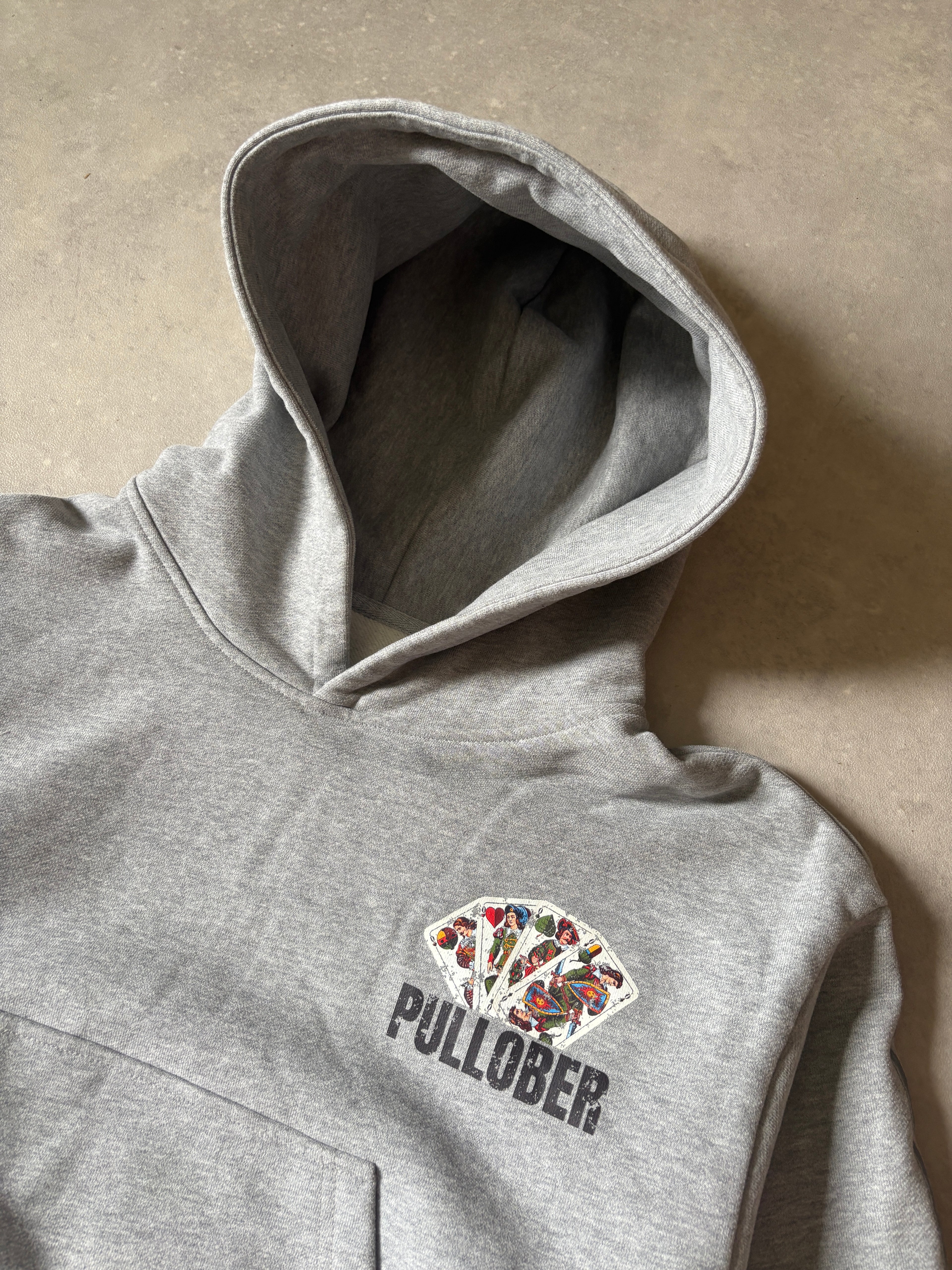 The Classic V2 PullOber (Grey)