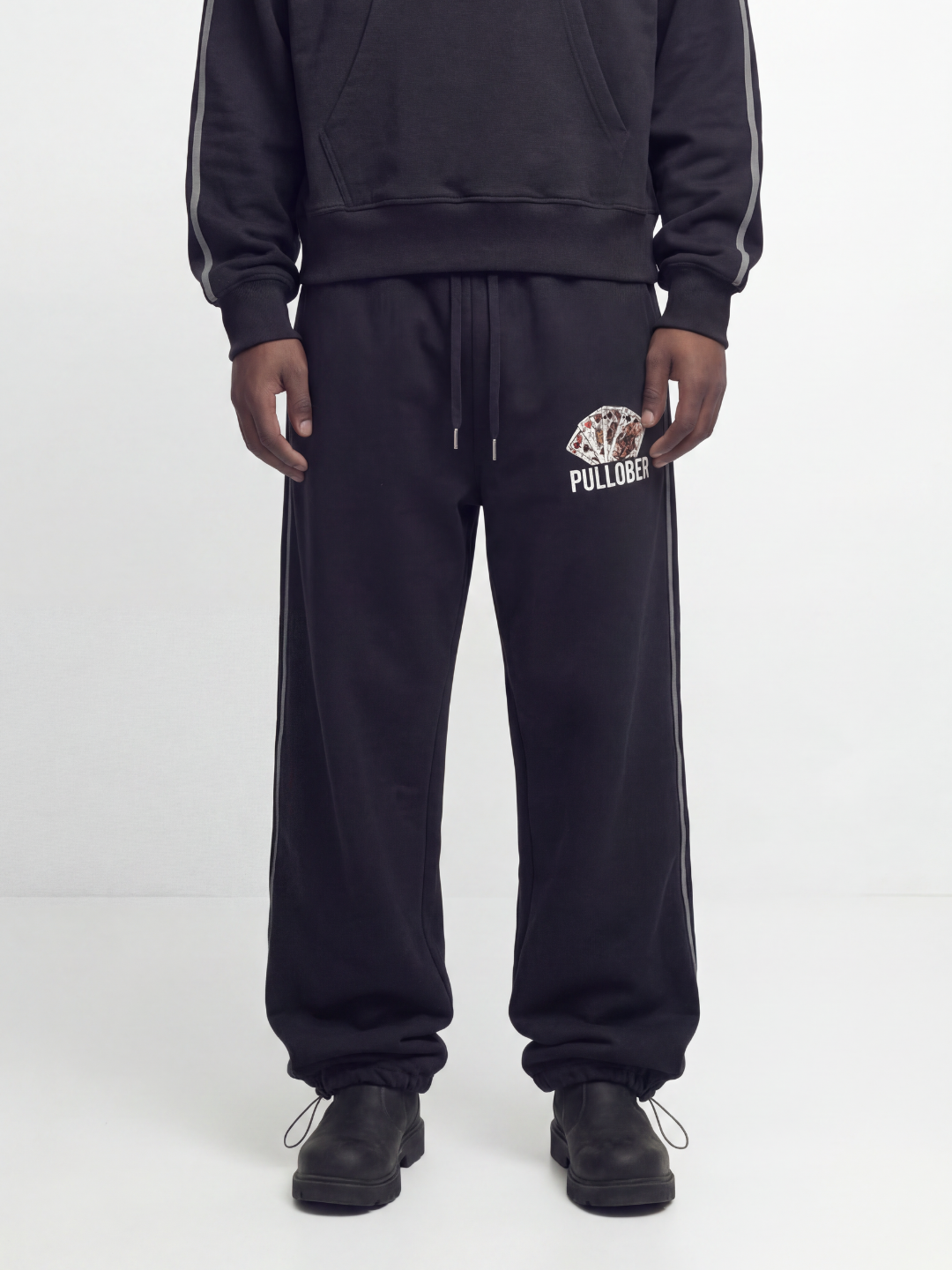 The Classics V2 Joggers (Black)
